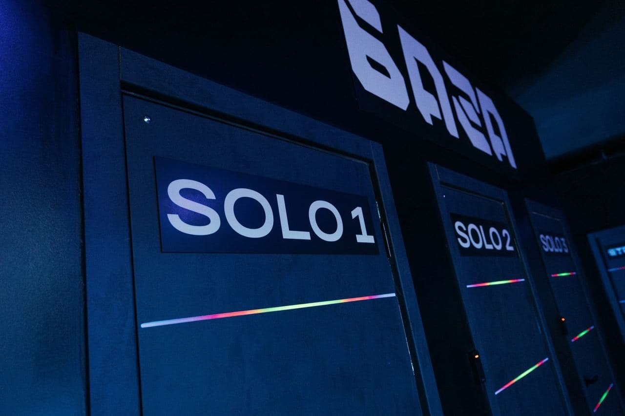 Двери комнат SOLO 1 и SOLO 2
